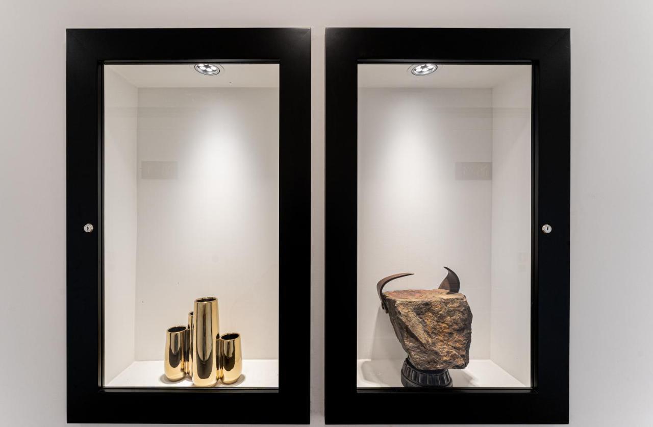 Nero Luxury *