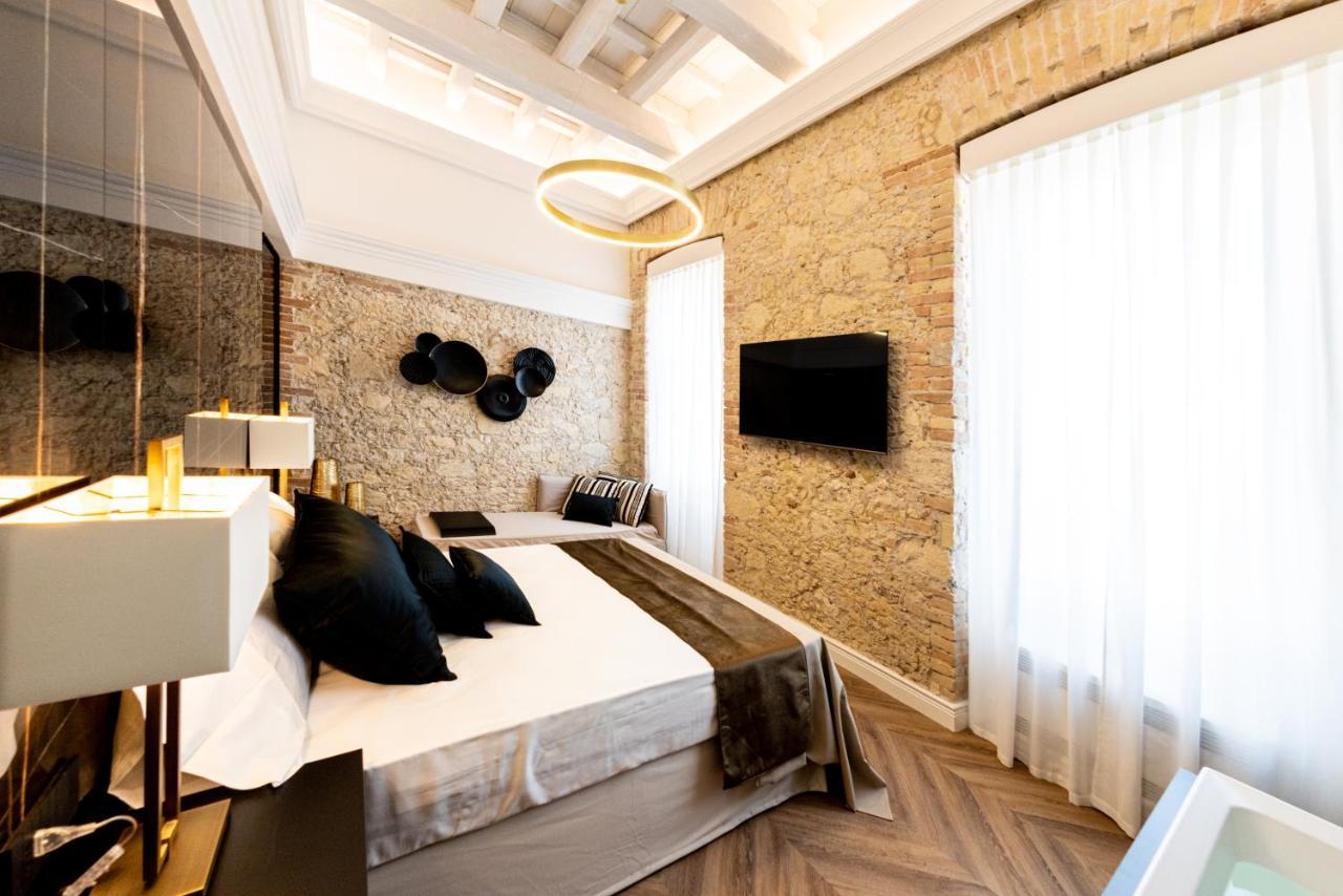 Nero Luxury Guest house *