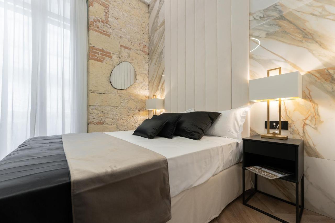 Nero Luxury