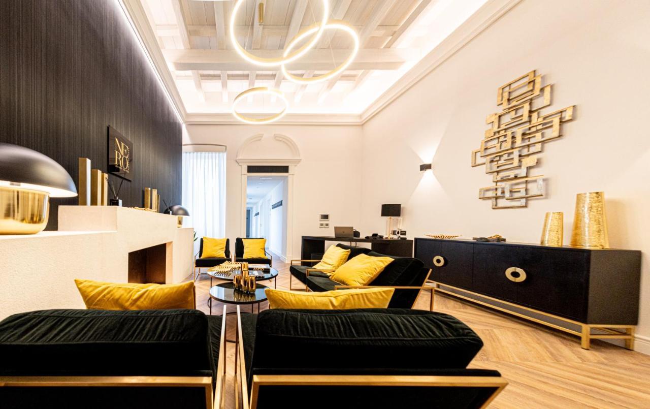 Nero Luxury Casa de hóspedes *