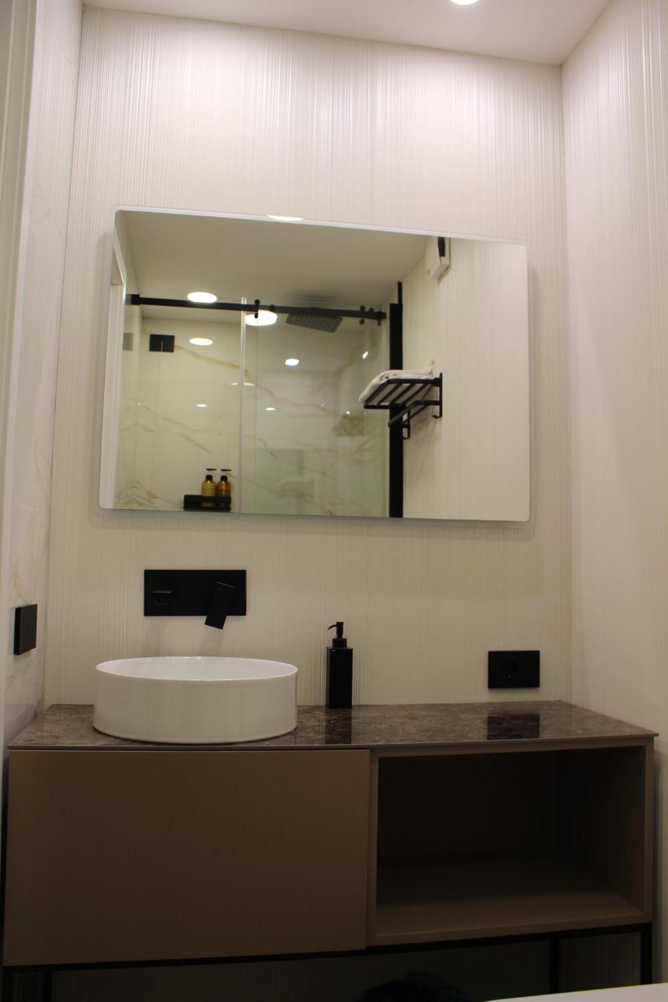 Guest house Nero Luxury *
